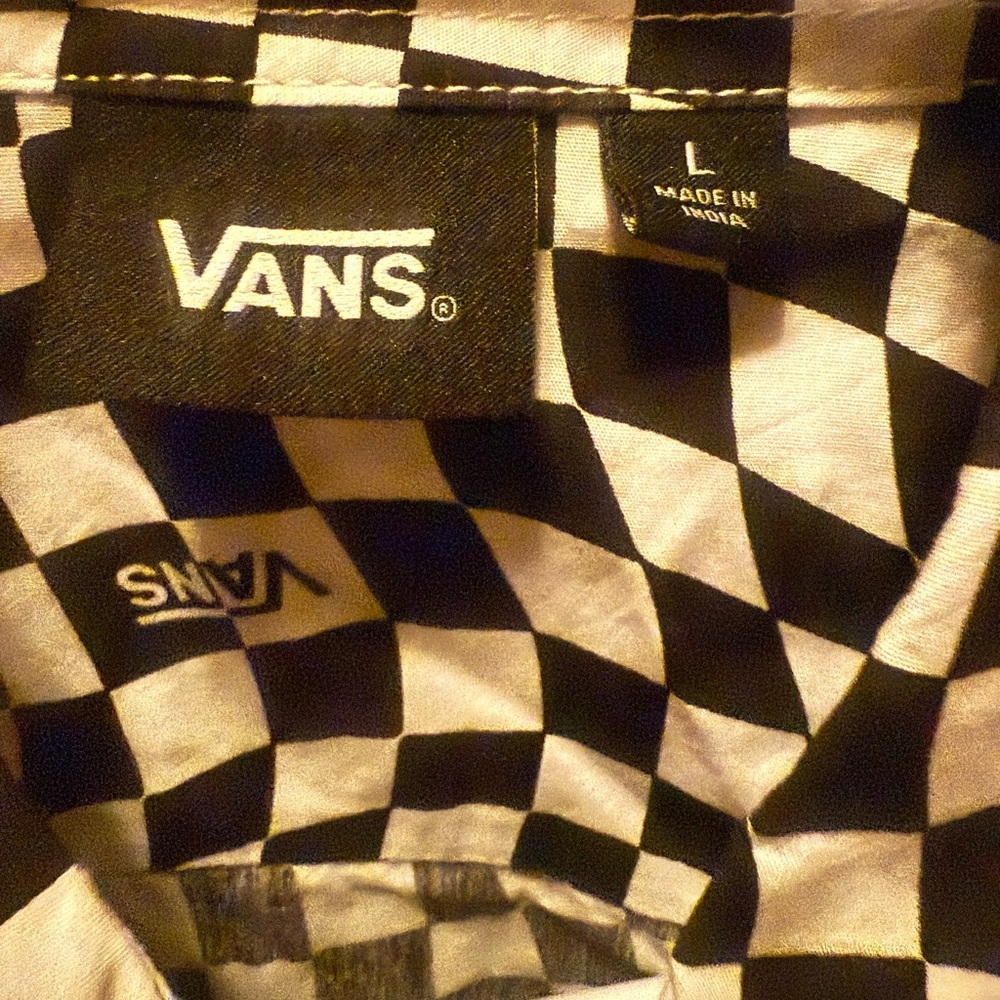 Men's Vans Off The Wall Black and White Checkered Shirt sz Large NWT - Picture 4 of 4
